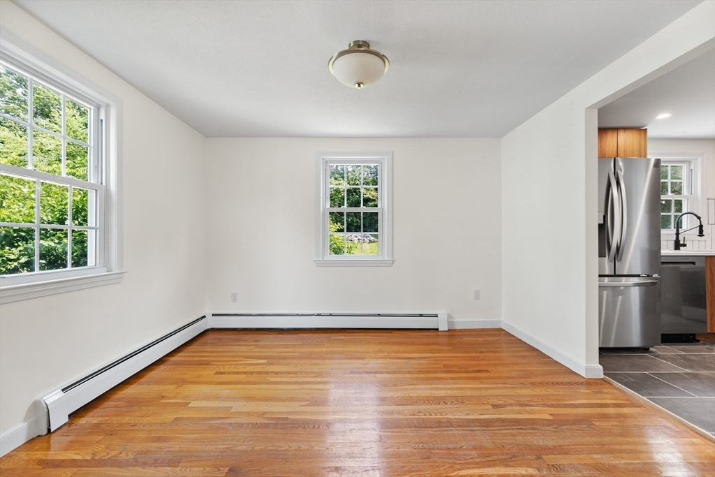 3 bed, 1 bath apartment for rent at 194 Glenellen Rd, West Roxbury — photo 6 of 27