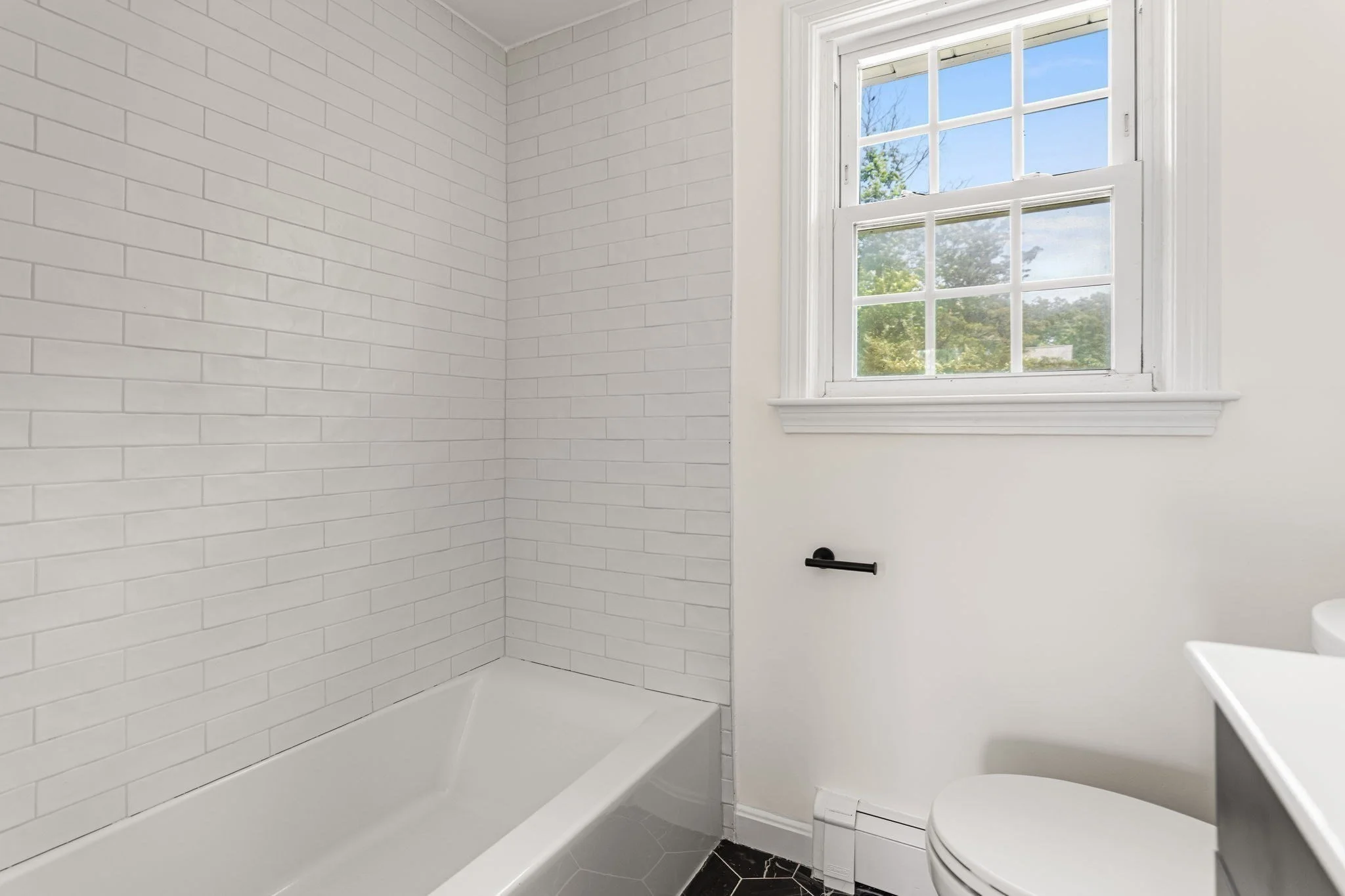 3 bed, 1 bath apartment for rent at 194 Glenellen Rd, West Roxbury — photo 12 of 15