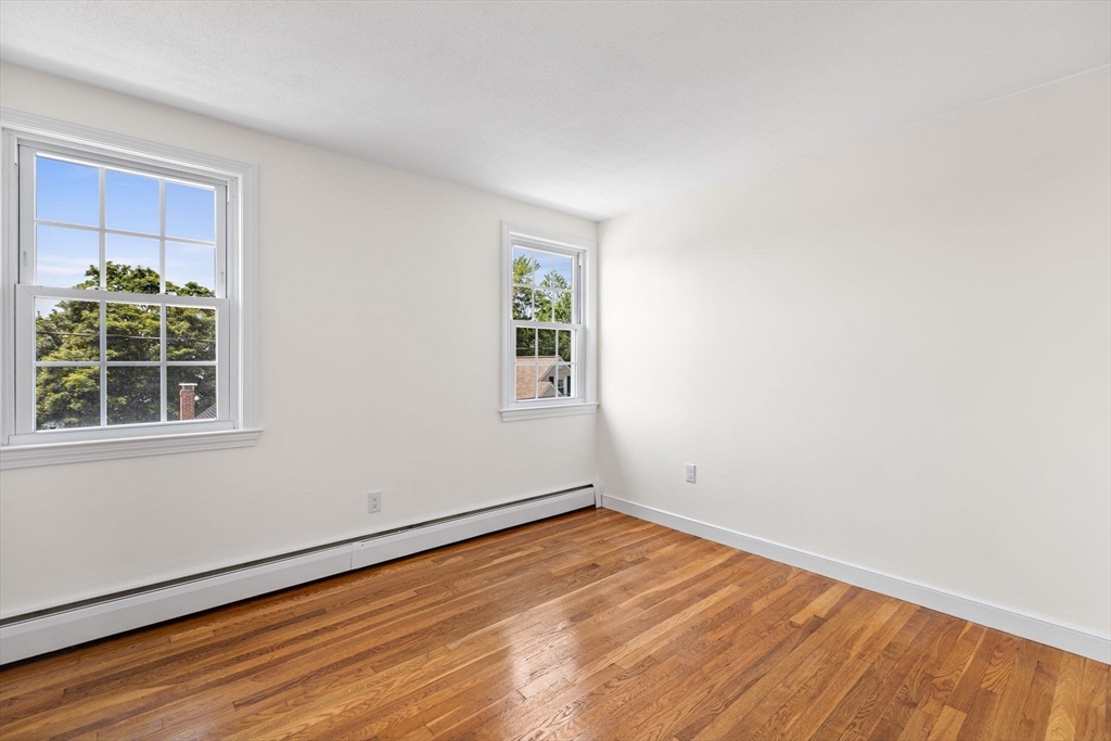 3 bed, 1 bath apartment for rent at 194 Glenellen Rd, West Roxbury — photo 11 of 27