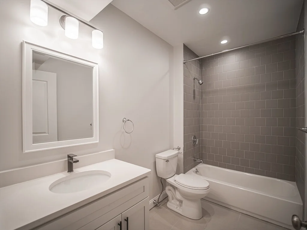 2 bed, 2 bath apartment for rent at 194 Havre St Unit 201, East Boston — photo 10 of 15