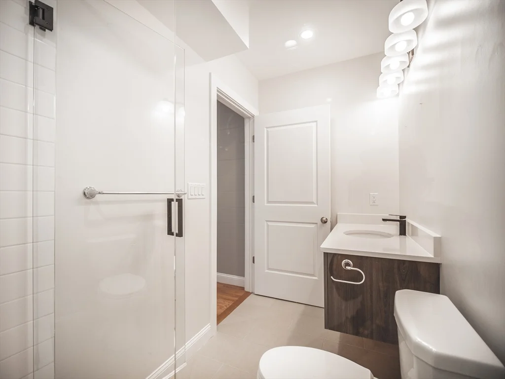 2 bed, 2 bath apartment for rent at 194 Havre St Unit 201, East Boston — photo 11 of 15