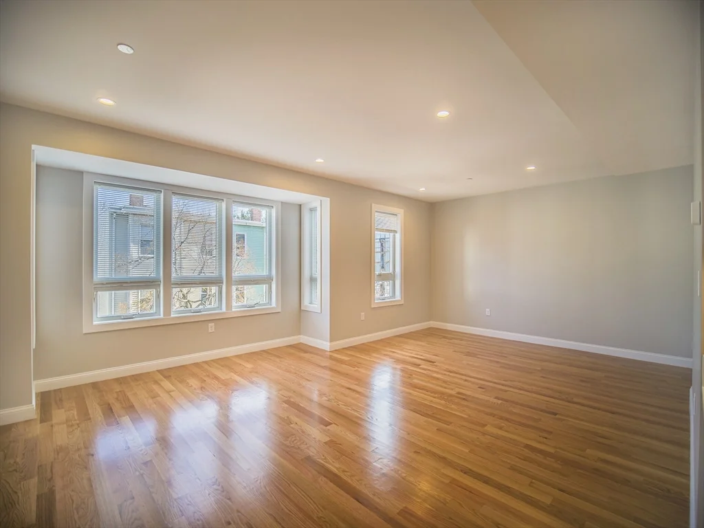 2 bed, 2 bath apartment for rent at 194 Havre St Unit 201, East Boston — photo 6 of 15