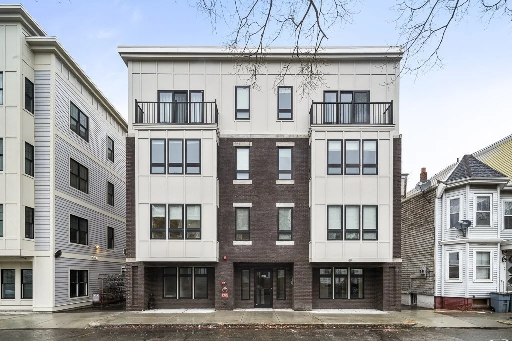 2 bed, 2 bath apartment for rent at 194 Havre St Unit 302, East Boston — photo 8 of 10