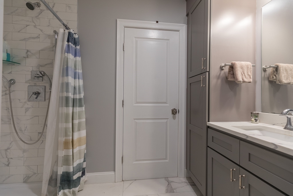 2 bed, 2 bath apartment for rent at 194 K St Unit 2, South Boston — photo 8 of 22