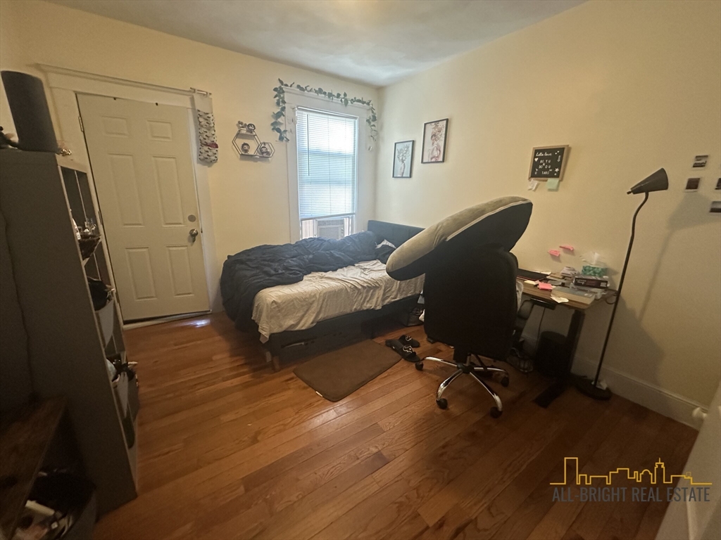 4 bed, 2 bath apartment for rent at 194 Kelton Unit 1, Allston — photo 13 of 13