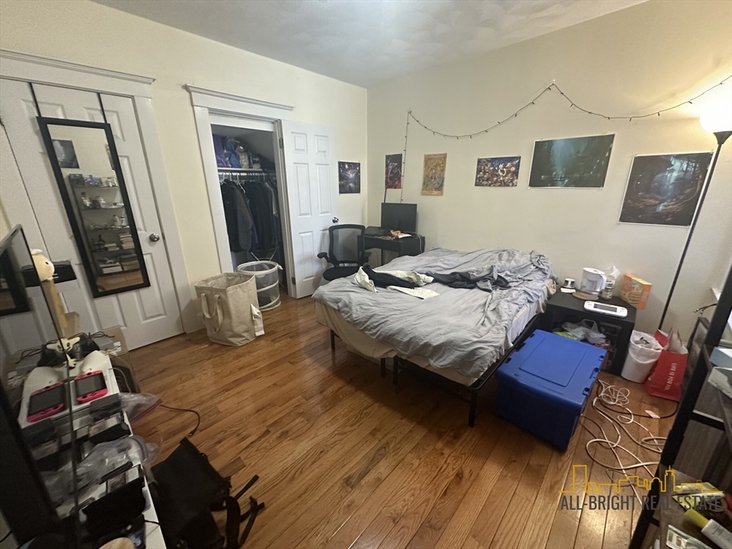 4 bed, 2 bath apartment for rent at 194 Kelton Unit 1, Allston — photo 9 of 13