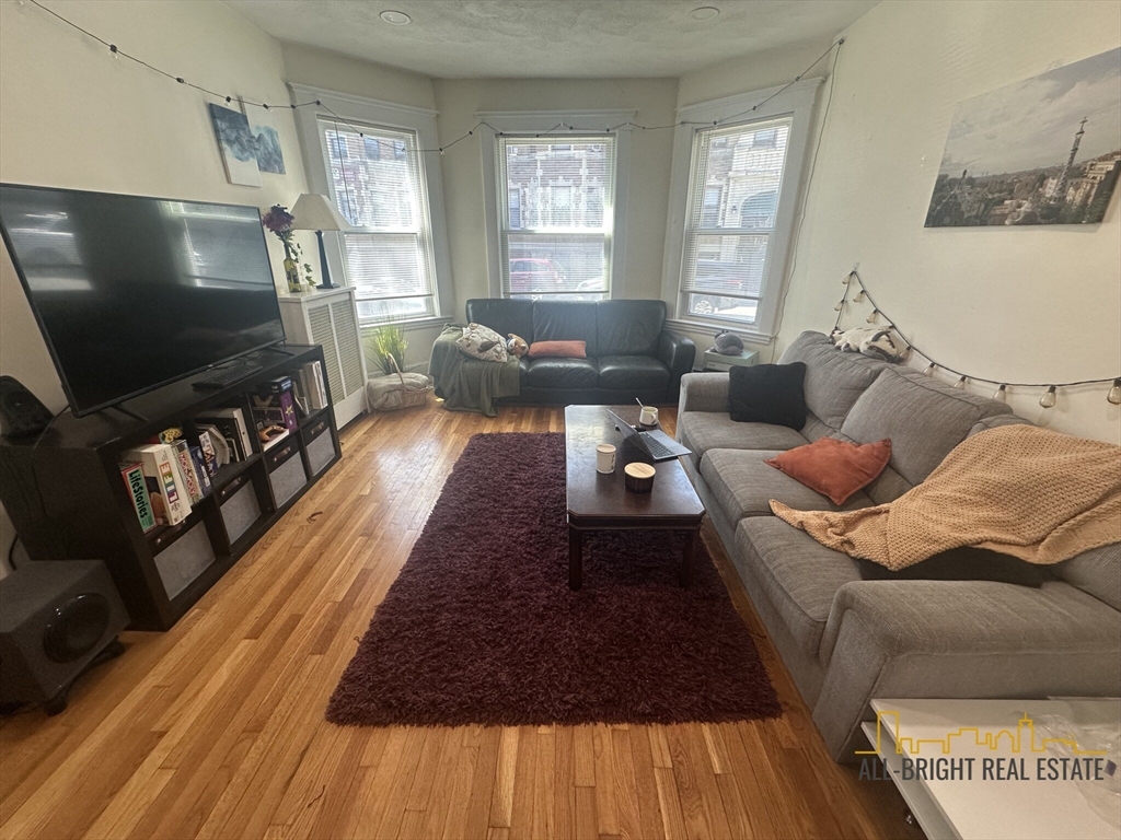 4 bed, 2 bath apartment for rent at 194 Kelton Unit 1, Allston — photo 1 of 13