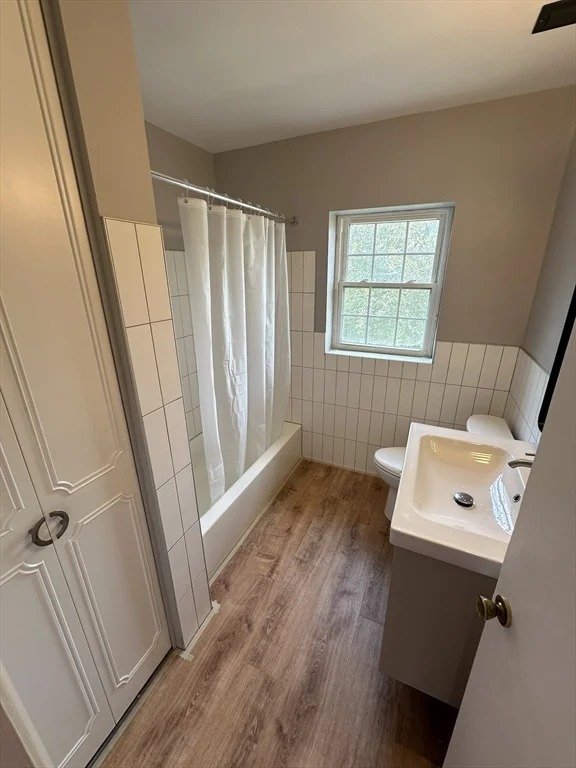 2 bed, 1 bath apartment for rent at 194 Lake Shore Rd Unit 4, Brighton — photo 12 of 14