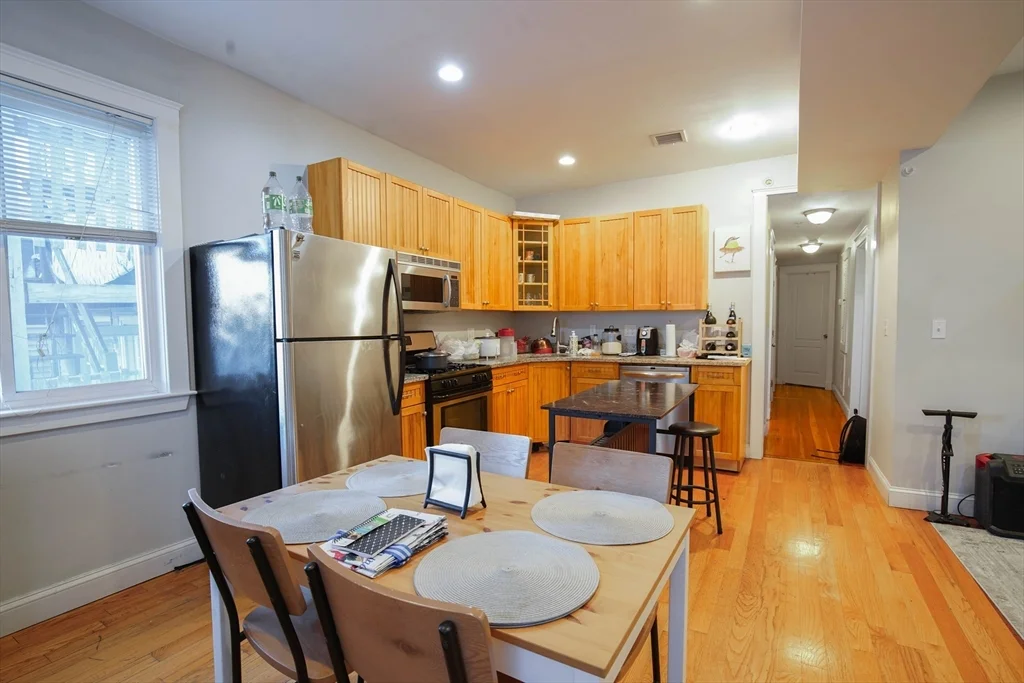 3 bed, 1 bath apartment for rent at 194 Marion St Unit 2, East Boston — photo 1 of 7