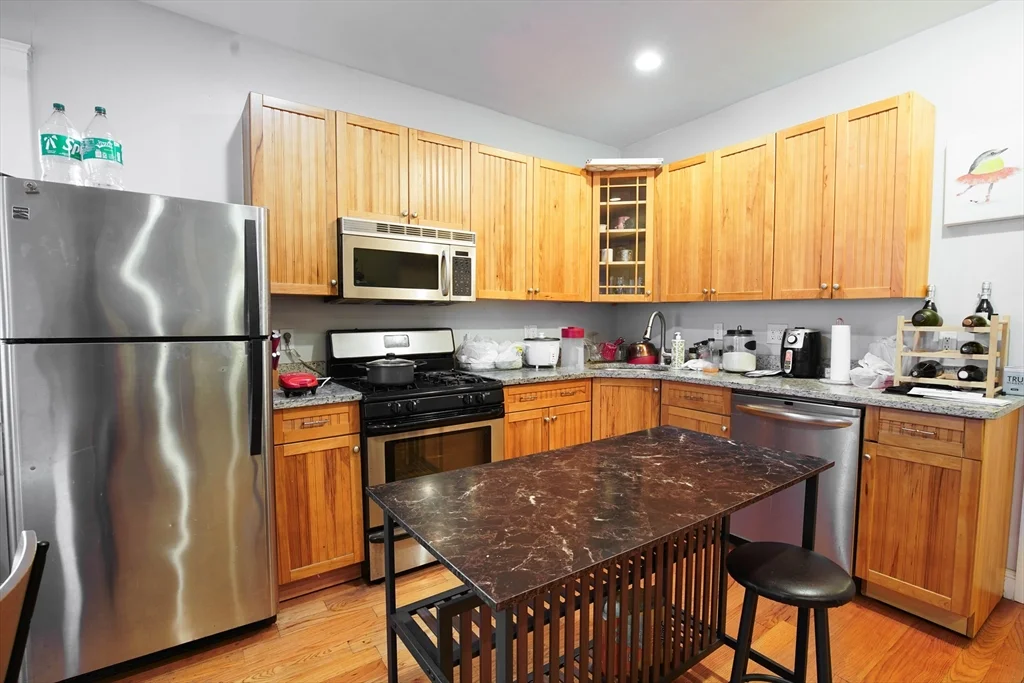 3 bed, 1 bath apartment for rent at 194 Marion St Unit 2, East Boston — photo 2 of 7