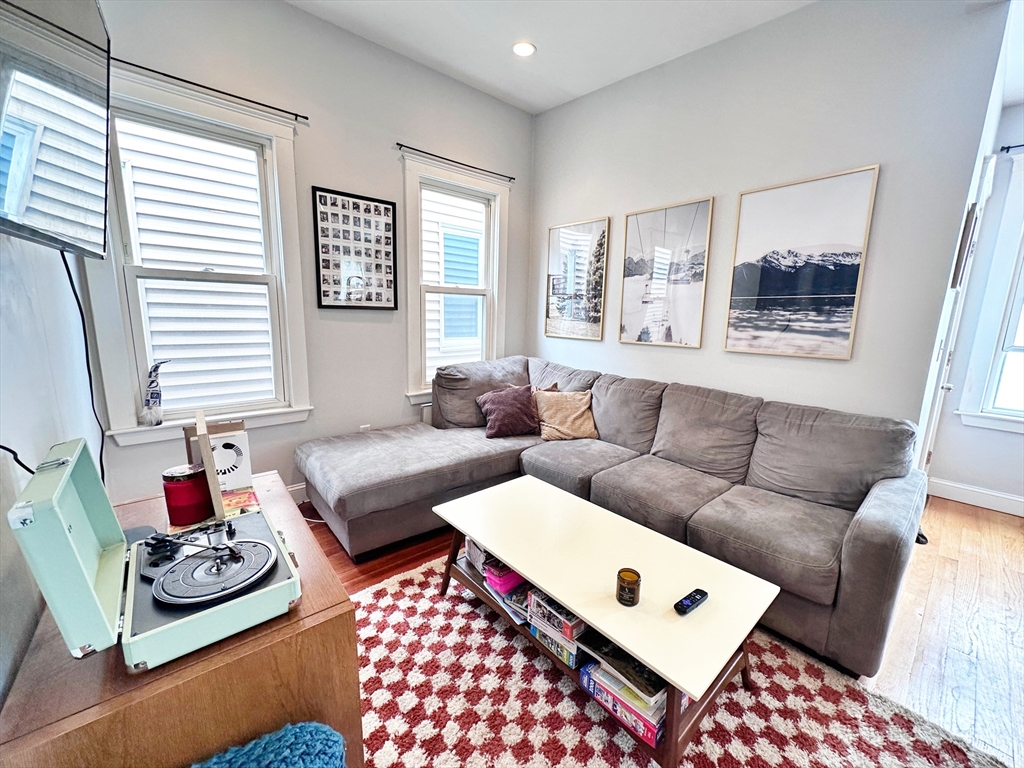 3 bed, 1 bath apartment for rent at 194 Marion St Unit 3, East Boston — photo 5 of 15