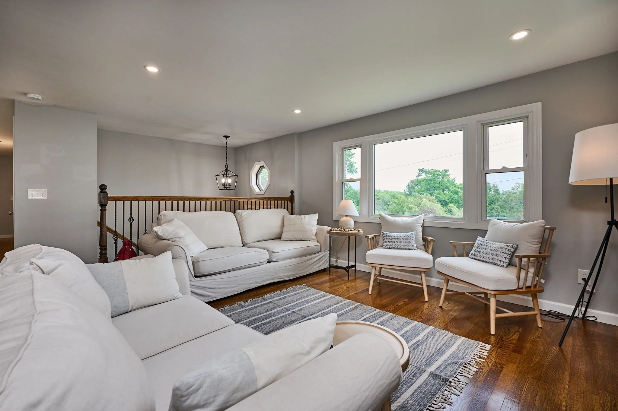 4 bed, 2 bath apartment for rent at 194 Pleasant St, East Longmeadow — photo 8 of 18