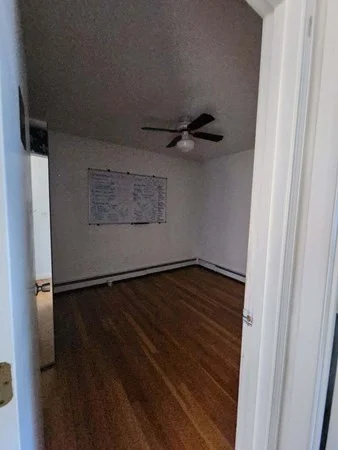 2 bed, 1 bath apartment for rent at 194 Rockdale Ave Unit 2L, New Bedford — photo 8 of 11