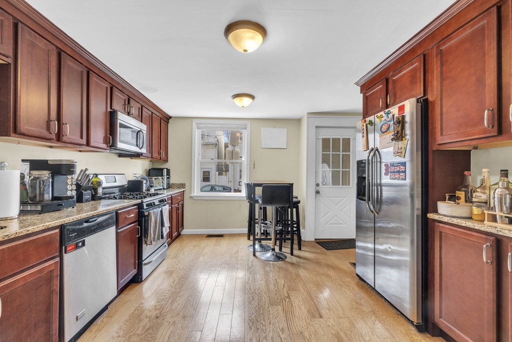3 bed, 2 bath apartment for rent at 194 W 5th St, South Boston — photo 1 of 10