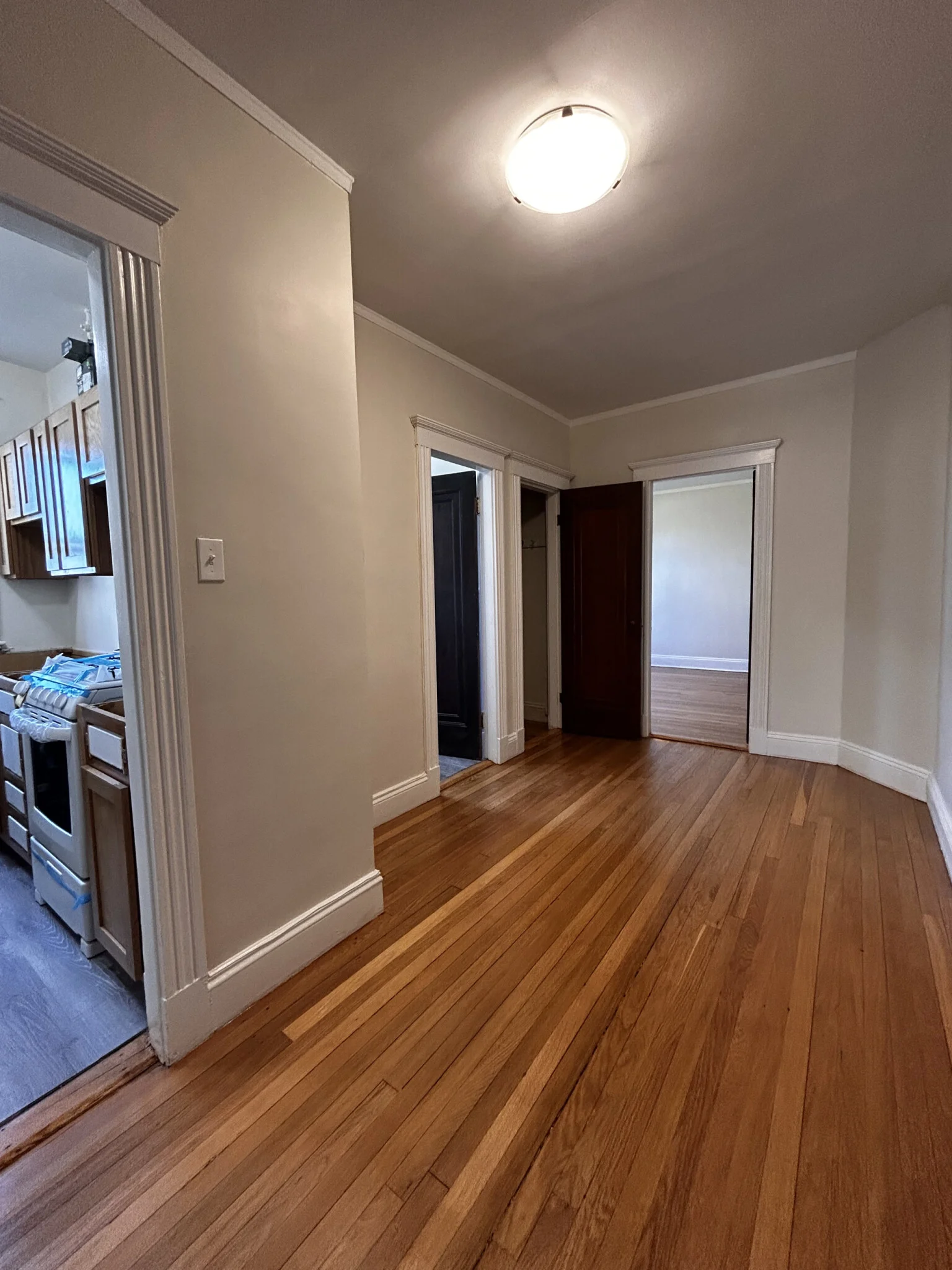 1 bed, 1 bath apartment for rent at 1940 Commonwealth Ave Unit 12, Brighton