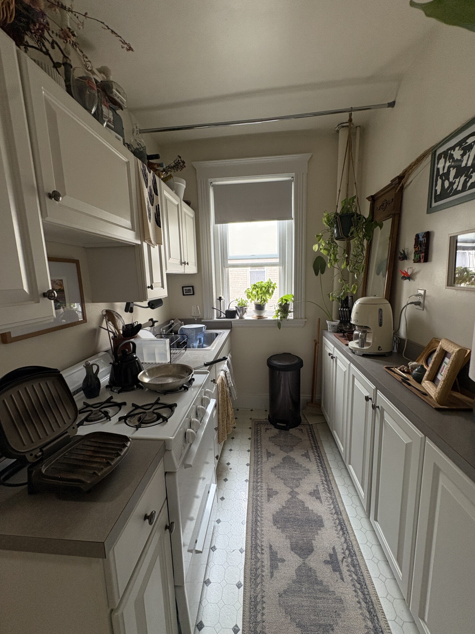 Studio bed, 1 bath apartment for rent at 1940 Commonwealth Ave Unit 47, Brighton — photo 8 of 31