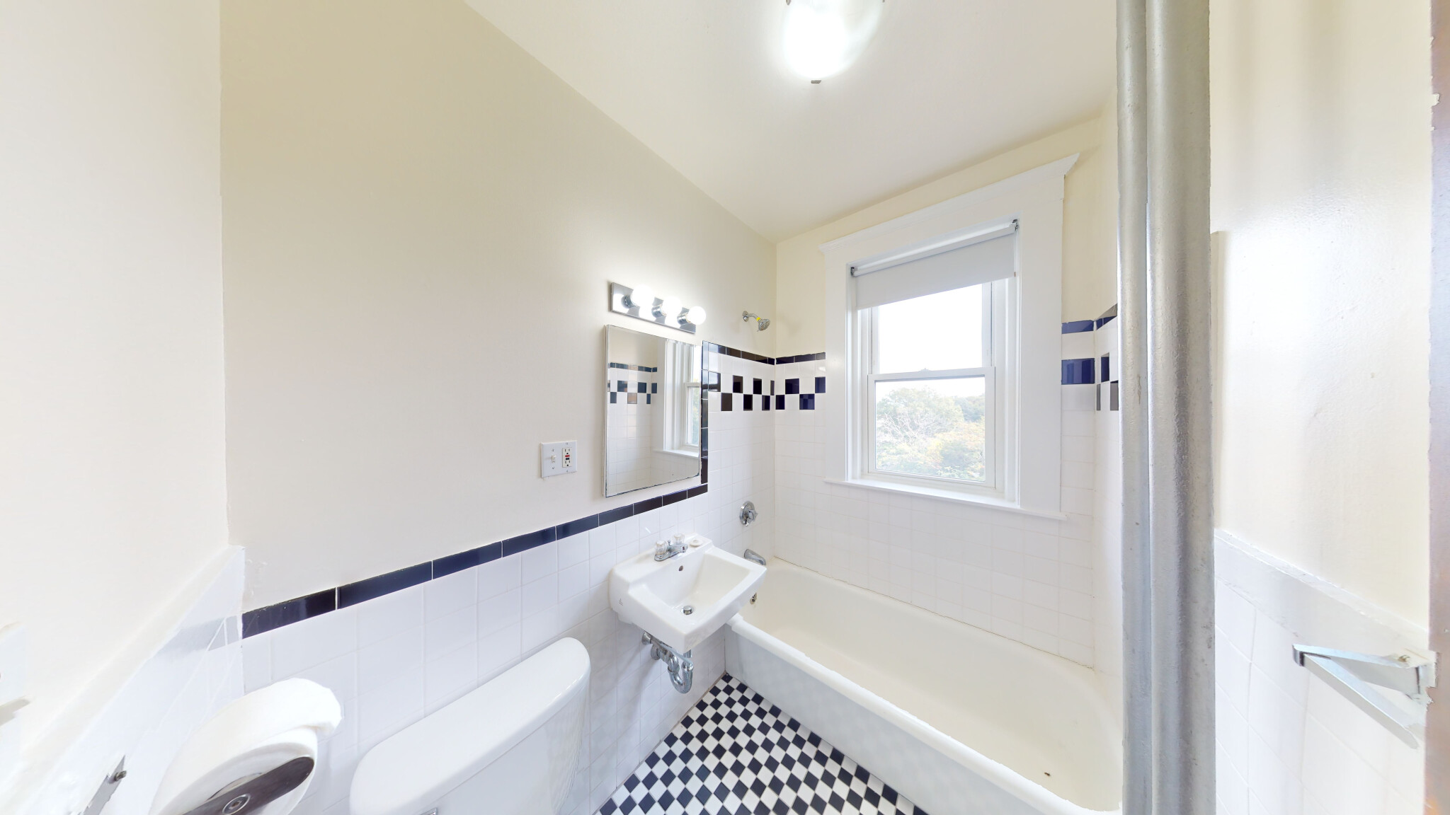 1 bed, 1 bath apartment for rent at 1940 Commonwealth Ave Unit 53, Brighton — photo 6 of 14