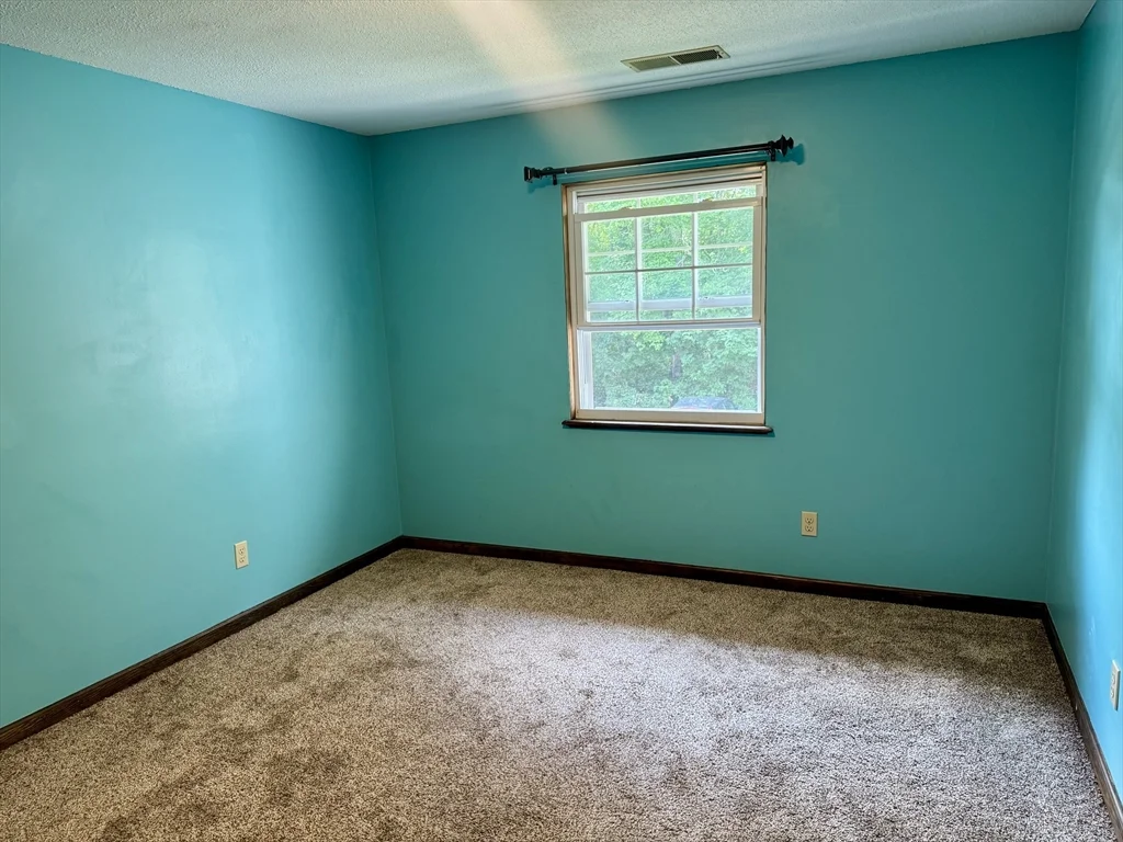 2 bed, 1 bath apartment for rent at 1940 Phillips Rd Unit 25, Far North — photo 11 of 22
