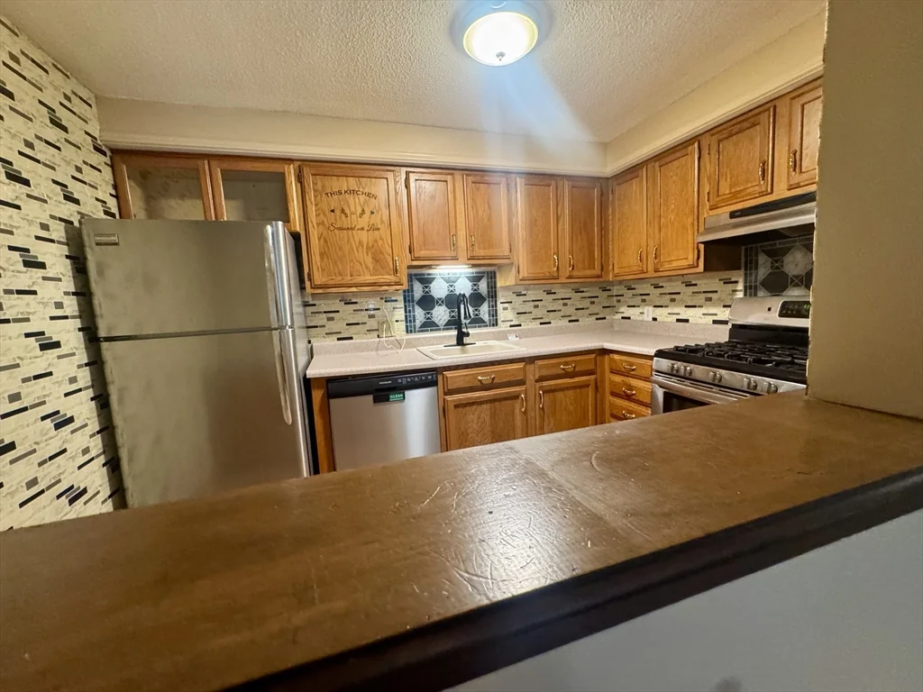 2 bed, 1 bath apartment for rent at 1940 Phillips Rd Unit 25, Far North — photo 4 of 22