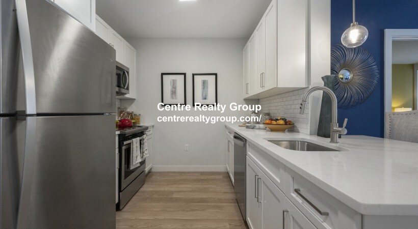 1 bed, 1 bath apartment for rent at 1940 Washington St Unit 1, Auburndale — photo 5 of 9