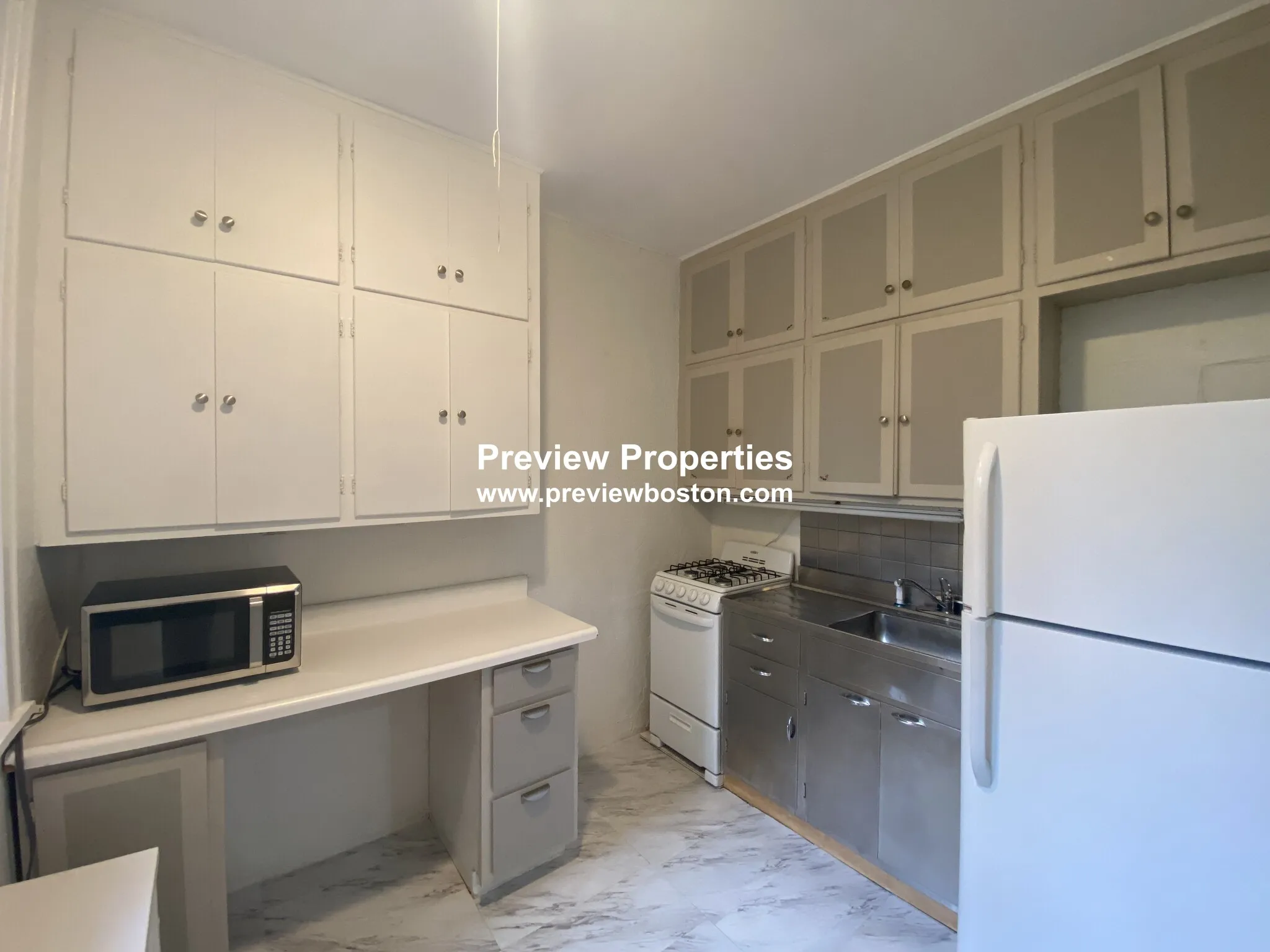 2 bed, 1 bath apartment for rent at 1945 Commonwealth Ave Unit 1, Brighton