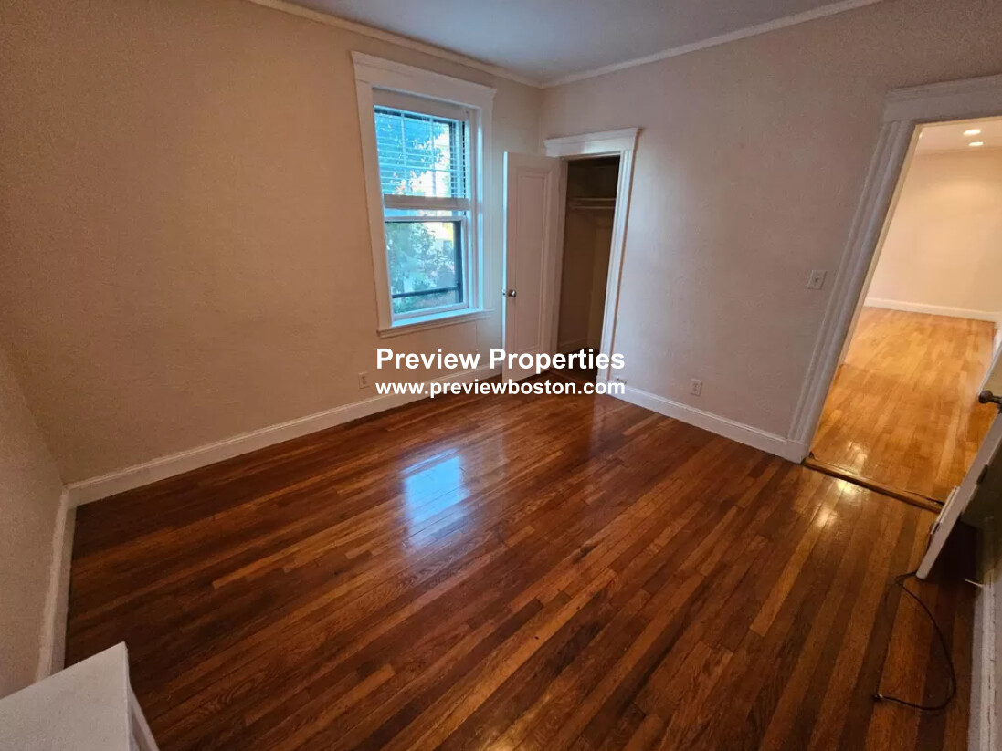1 bed, 1 bath apartment for rent at 1945 Commonwealth Ave Unit 33P, Brighton — photo 7 of 12