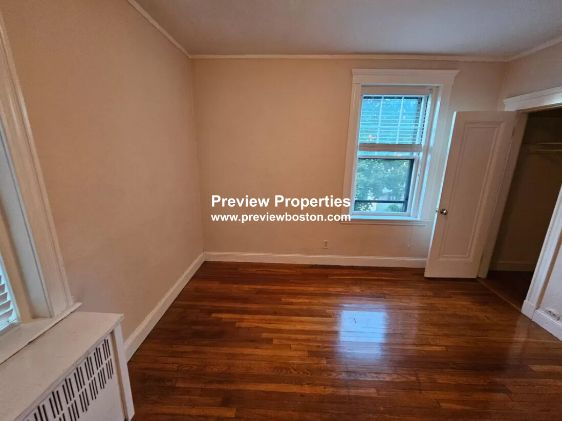 1 bed, 1 bath apartment for rent at 1945 Commonwealth Ave Unit 33P, Brighton — photo 8 of 12