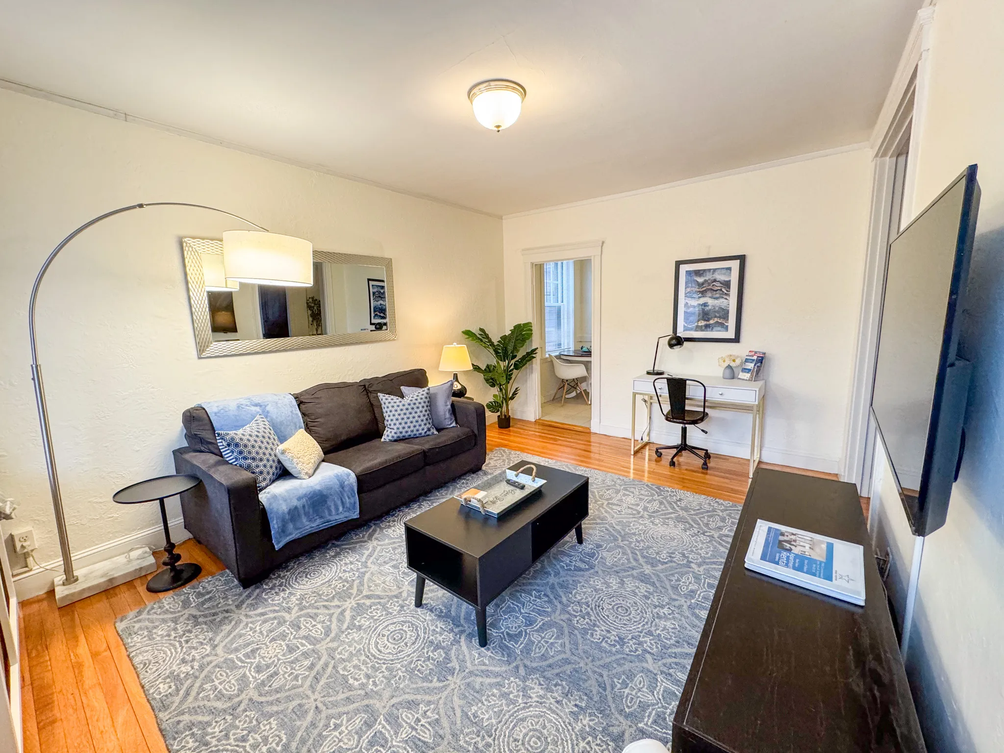 1 bed, 1 bath apartment for rent at 1945 Commonwealth Ave Unit 47, Brighton — photo 1 of 12