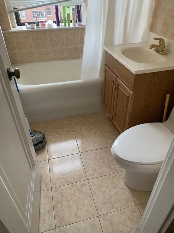 3 bed, 2 bath apartment for rent at 1945 Commonwealth Ave Unit 66, Brighton — photo 8 of 8