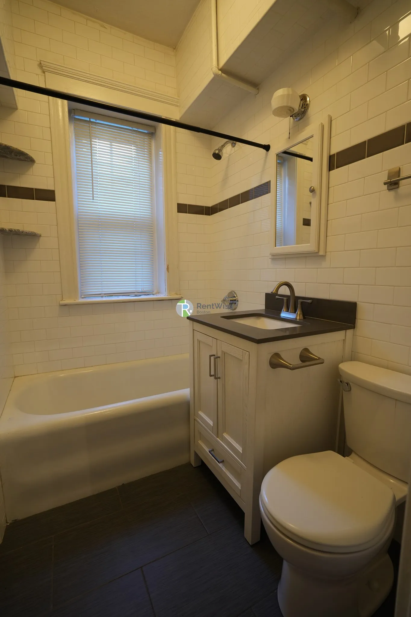 Studio bed, 1 bath apartment for rent at 1945 Commonwealth Ave Unit 7, Brighton — photo 11 of 15
