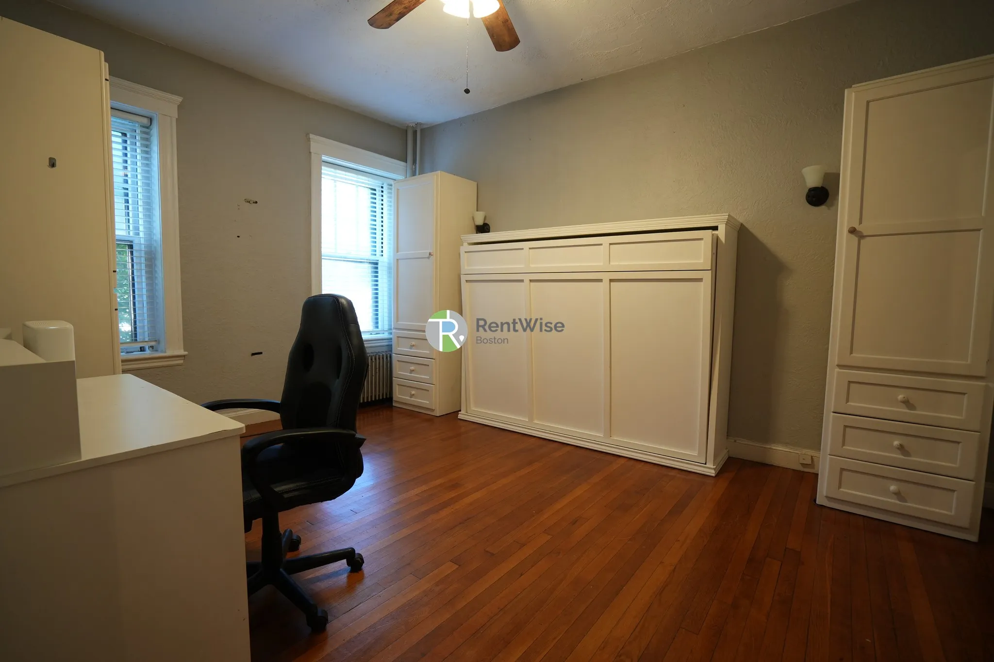 Studio bed, 1 bath apartment for rent at 1945 Commonwealth Ave Unit 7, Brighton — photo 2 of 15