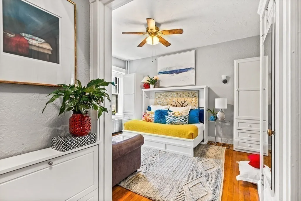 1 bed, 1 bath apartment for rent at 1945 Commonwealth Ave Unit 7, Brighton — photo 8 of 12