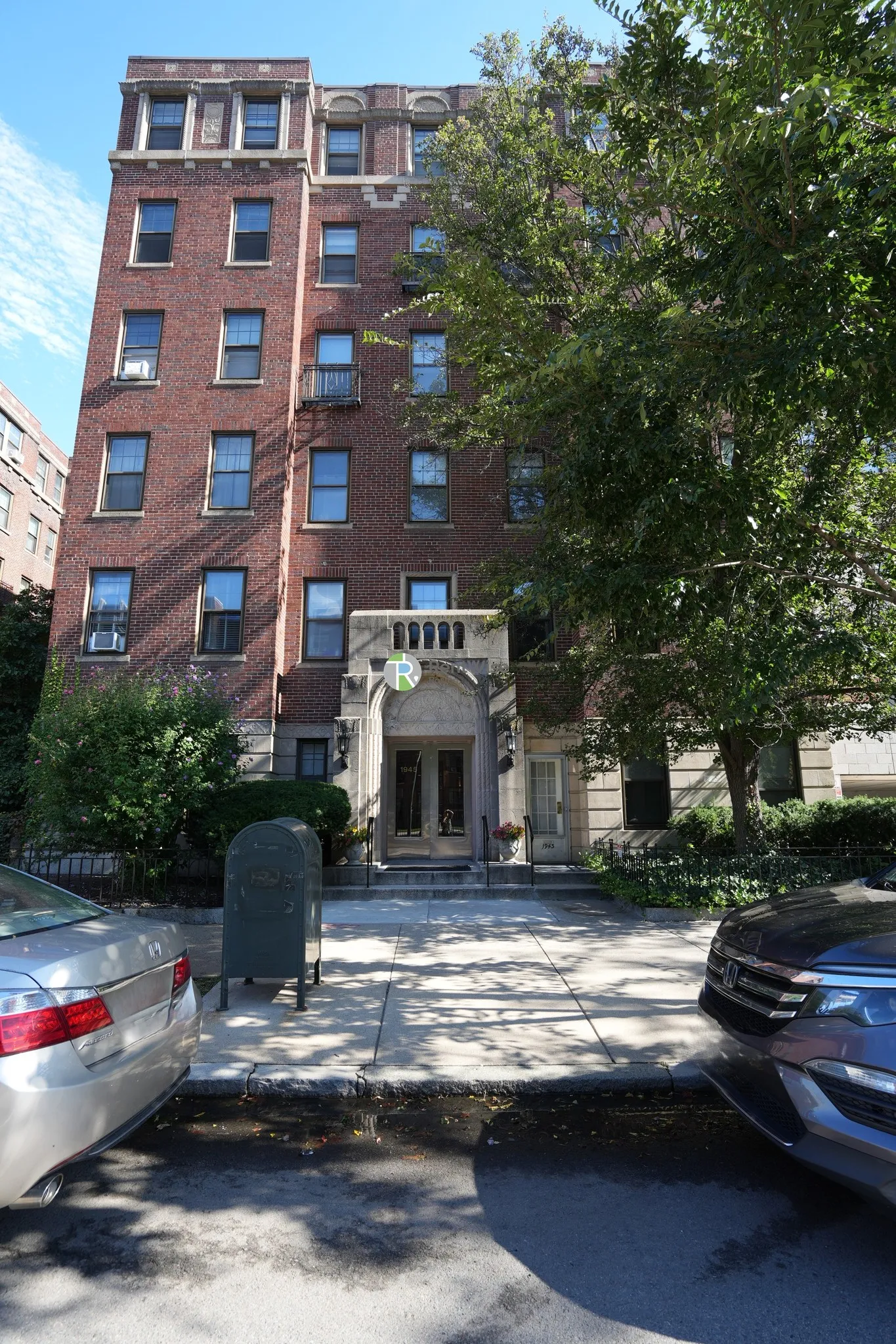 Studio bed, 1 bath apartment for rent at 1945 Commonwealth Ave Unit 8, Brighton — photo 12 of 15