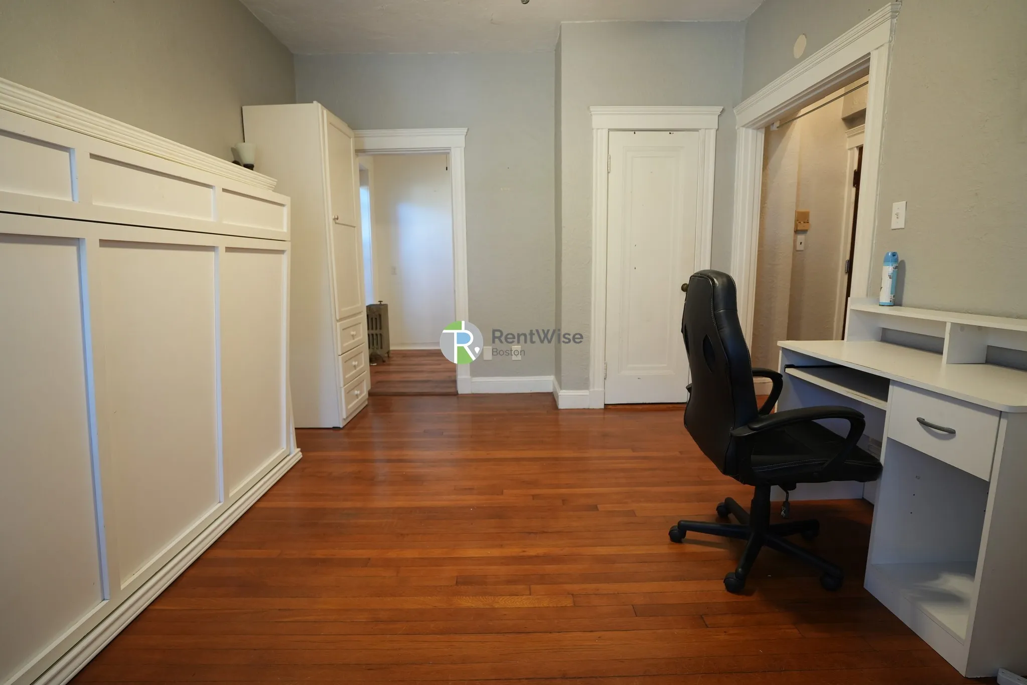 Studio bed, 1 bath apartment for rent at 1945 Commonwealth Ave Unit 8, Brighton — photo 5 of 15