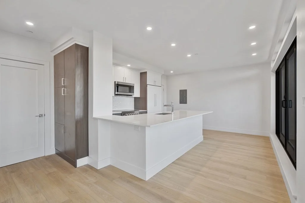2 bed, 2 bath apartment for rent at 1948 Washington St Unit 5C, Boston — photo 5 of 17