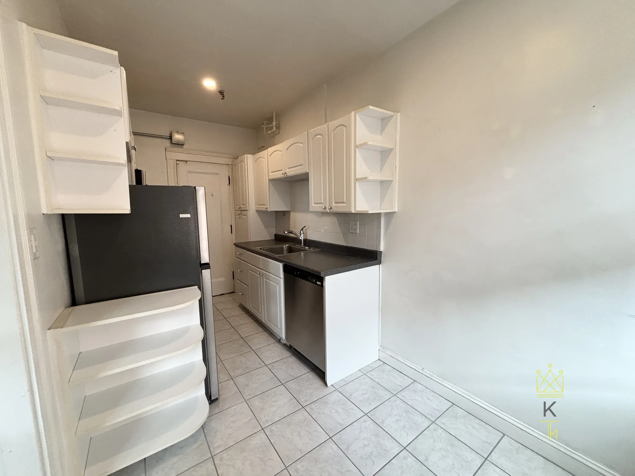 1 bed, 1 bath apartment for rent at 1949 Commonwealth Ave Unit 52, Brighton — photo 4 of 11