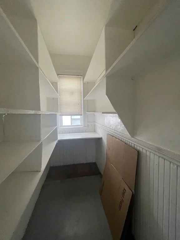 4 bed, 1 bath apartment for rent at 1949 Dorchester Ave Unit 3, Boston — photo 4 of 20