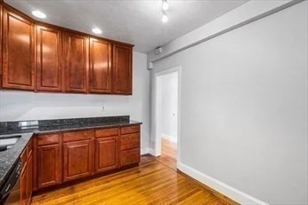 1 bed, 1 bath apartment for rent at 195 Bunker Hill St Unit 3, Charlestown — photo 7 of 14