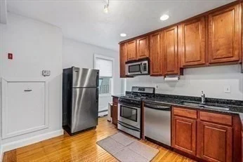 1 bed, 1 bath apartment for rent at 195 Bunker Hill St Unit 3, Charlestown — photo 6 of 14