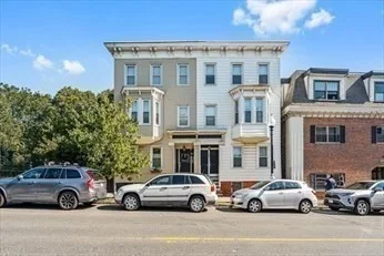 1 bed, 1 bath apartment for rent at 195 Bunker Hill St Unit 3, Charlestown — photo 12 of 14