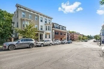 1 bed, 1 bath apartment for rent at 195 Bunker Hill St Unit 3, Charlestown — photo 13 of 14