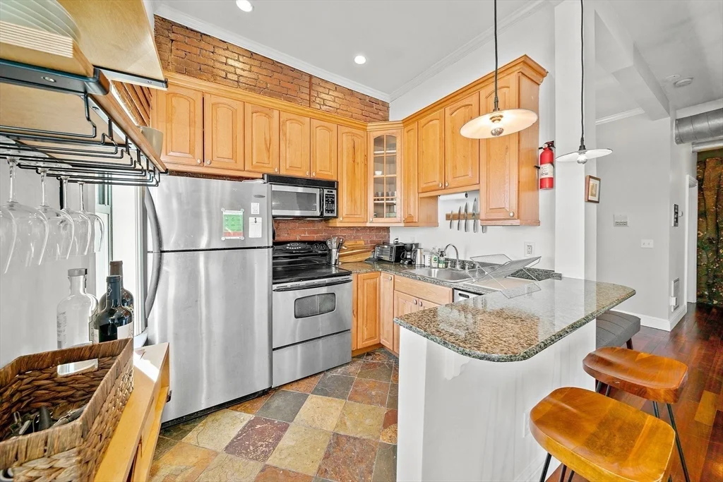 2 bed, 1 bath apartment for rent at 195 Cambridge St Unit 3, Boston — photo 5 of 15