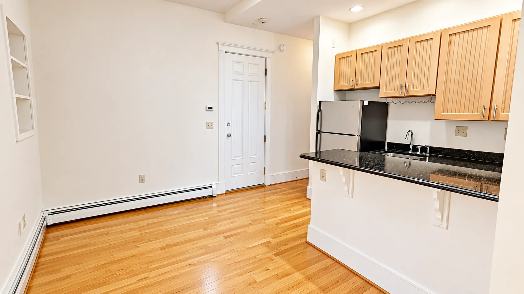1 bed, 1 bath apartment for rent at 195 Commonwealth Ave Unit 3, Back Bay — photo 3 of 9