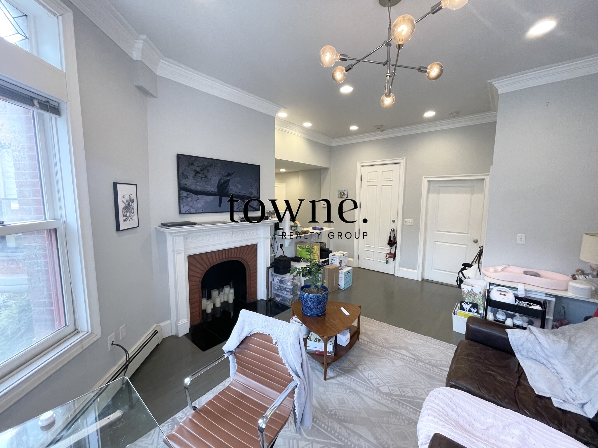 1 bed, 1 bath apartment for rent at 195 Commonwealth Ave Unit 4, Back Bay — photo 1 of 8