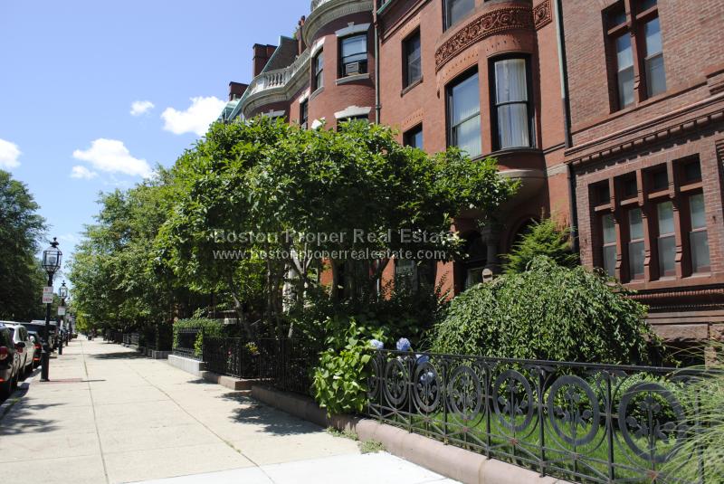1 bed, 1 bath apartment for rent at 195 Commonwealth Ave Unit B, Back Bay — photo 2 of 11