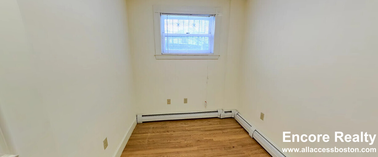 1 bed, 1 bath apartment for rent at 195 Commonwealth Ave Unit BA, Back Bay — photo 4 of 5