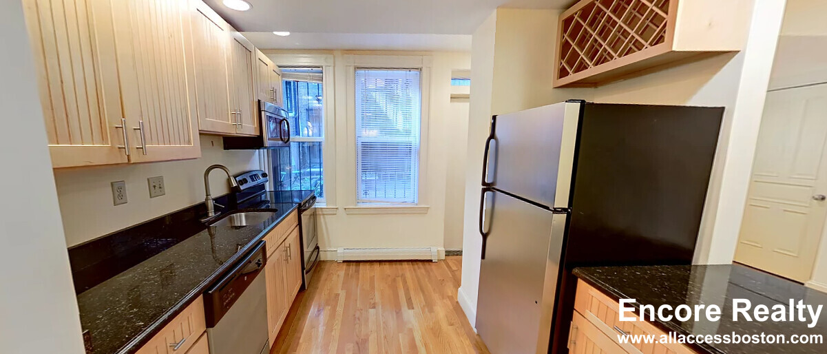 1 bed, 1 bath apartment for rent at 195 Commonwealth Ave Unit BA, Back Bay — photo 2 of 5