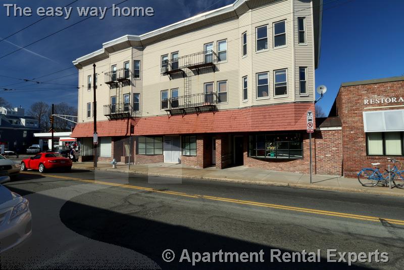 1 bed, 1 bath apartment for rent at 195 Concord Ave Unit 12, Huron Village — photo 11 of 13