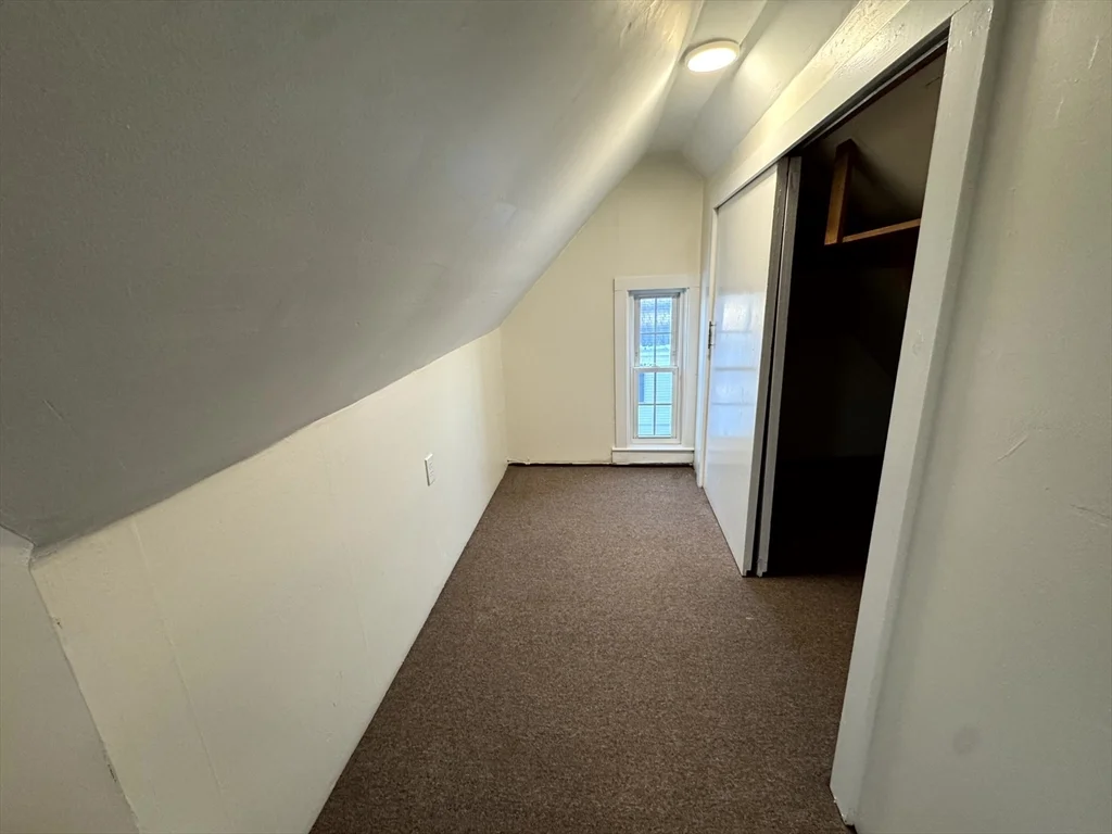 3 bed, 1 bath apartment for rent at 195 Court St Unit 2, Plymouth — photo 18 of 34