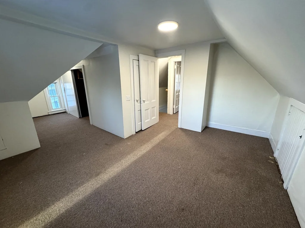 3 bed, 1 bath apartment for rent at 195 Court St Unit 2, Plymouth — photo 17 of 34